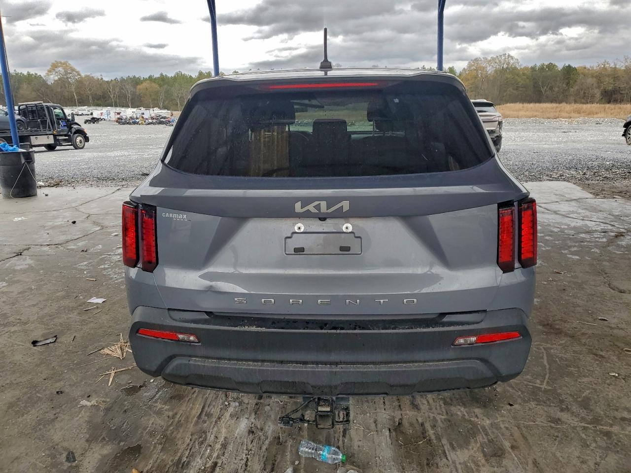 2022 KIA SORENTO LX photo 6
