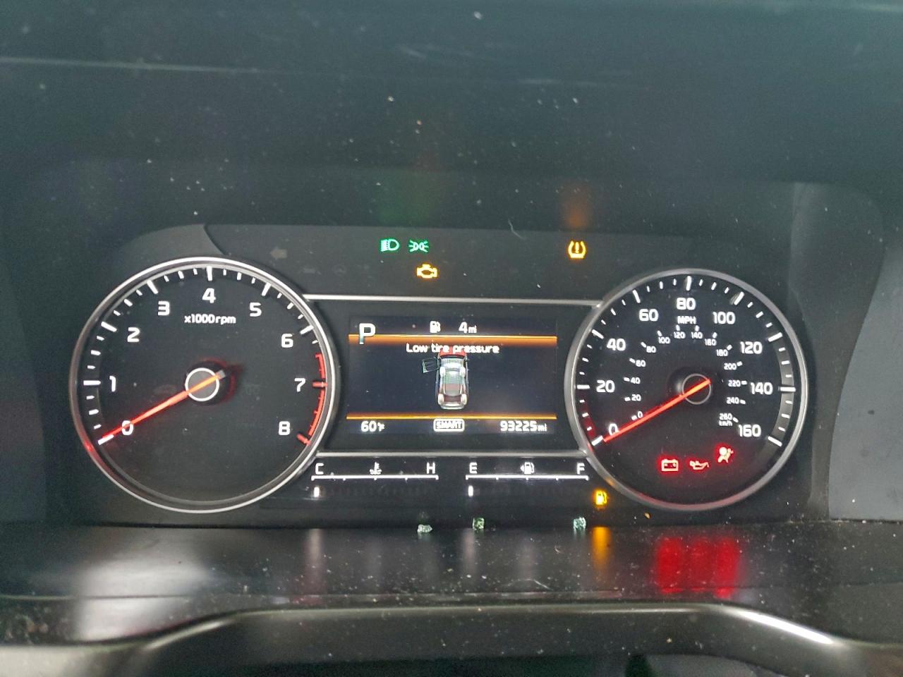 2022 KIA SORENTO LX photo 9