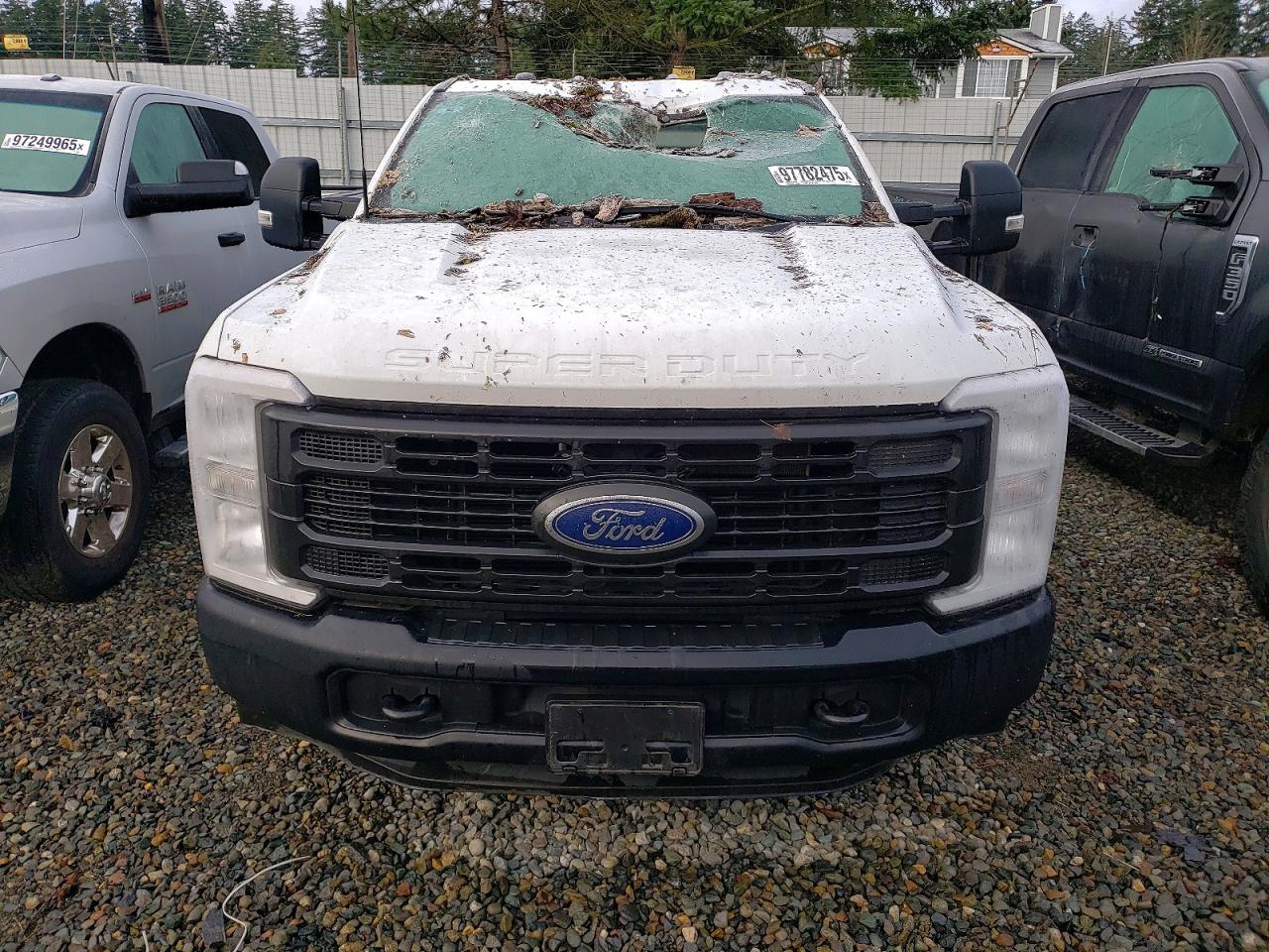 2024 FORD F350 SUPER DUTY TRUCK CAB AND CHASSIS photo 13