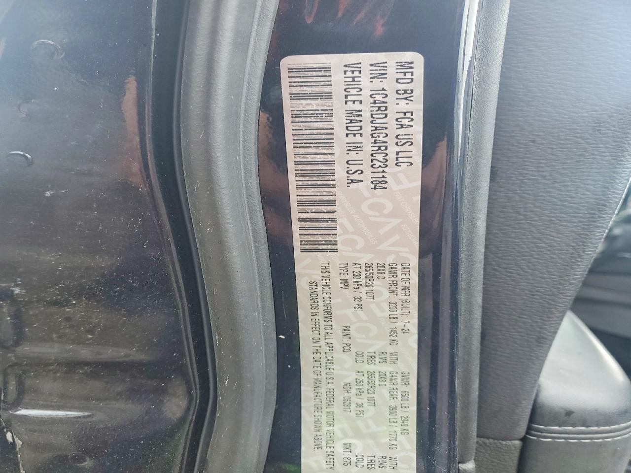 2024 DODGE DURANGO SXT photo 13
