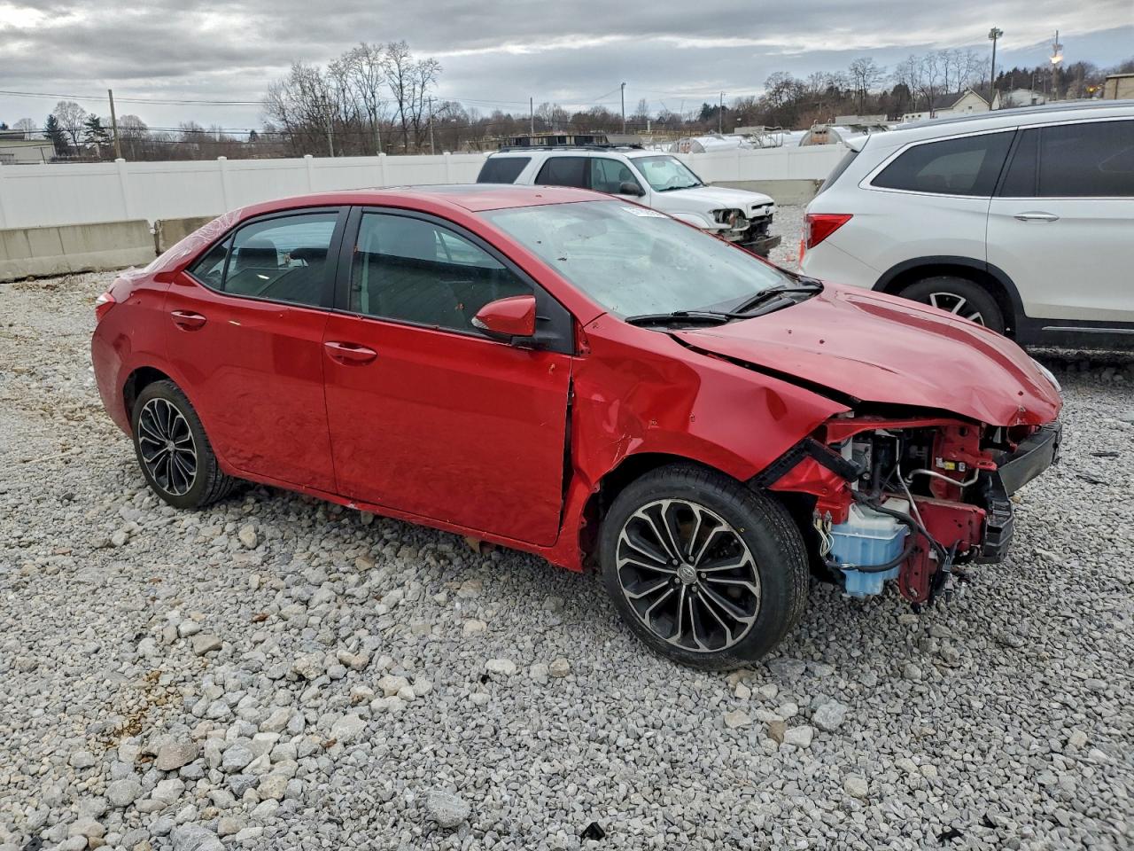 2015 TOYOTA COROLLA L photo 4