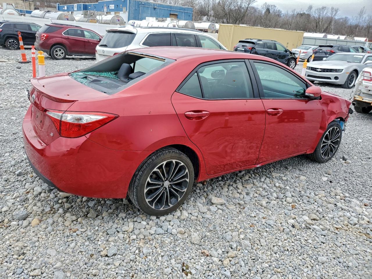 2015 TOYOTA COROLLA L photo 3