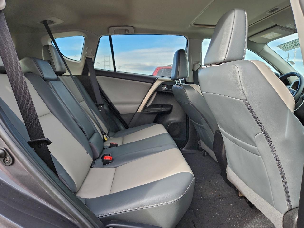 2015 TOYOTA RAV4 LIMITED photo 21