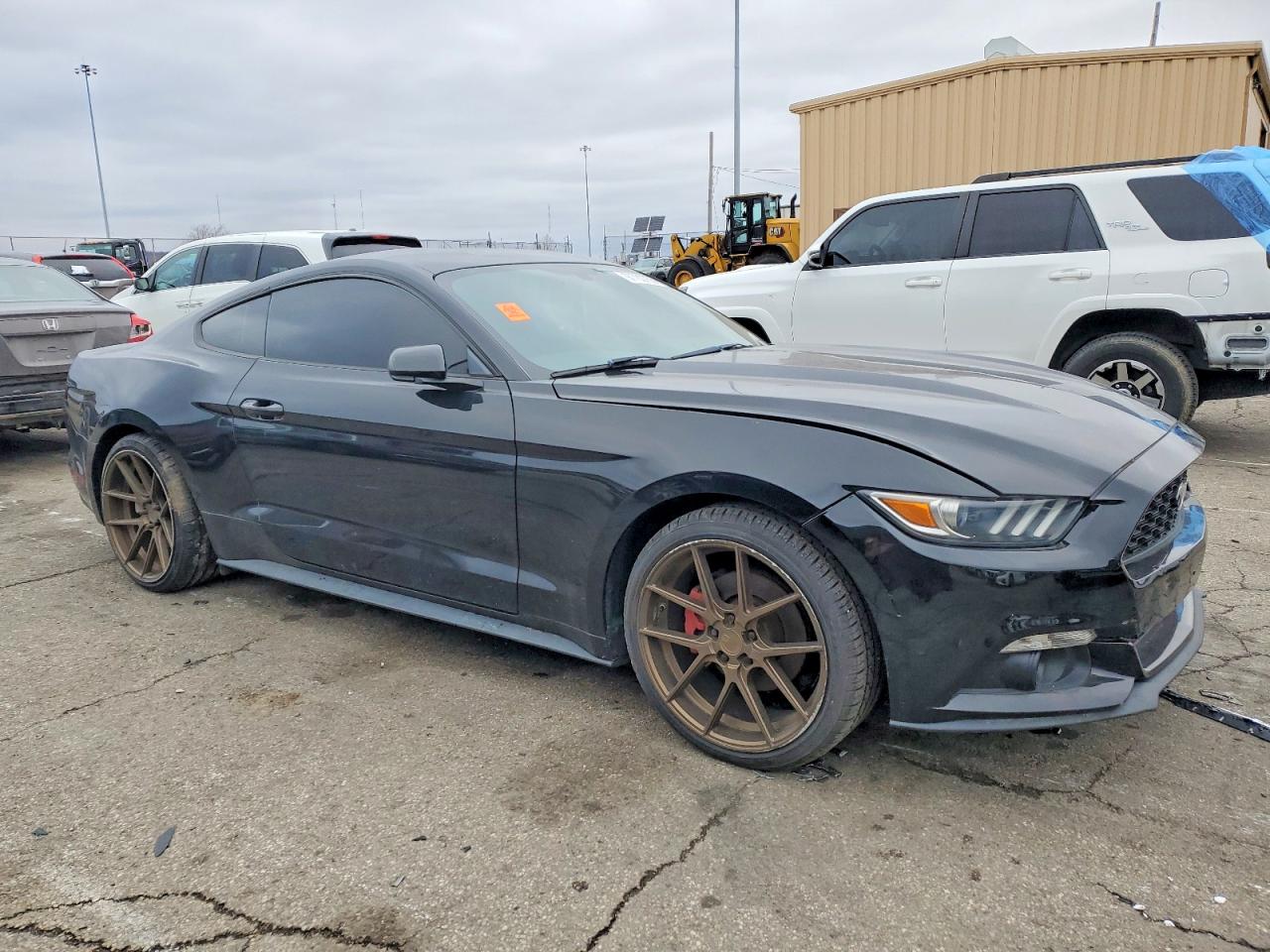 2016 FORD MUSTANG photo 4