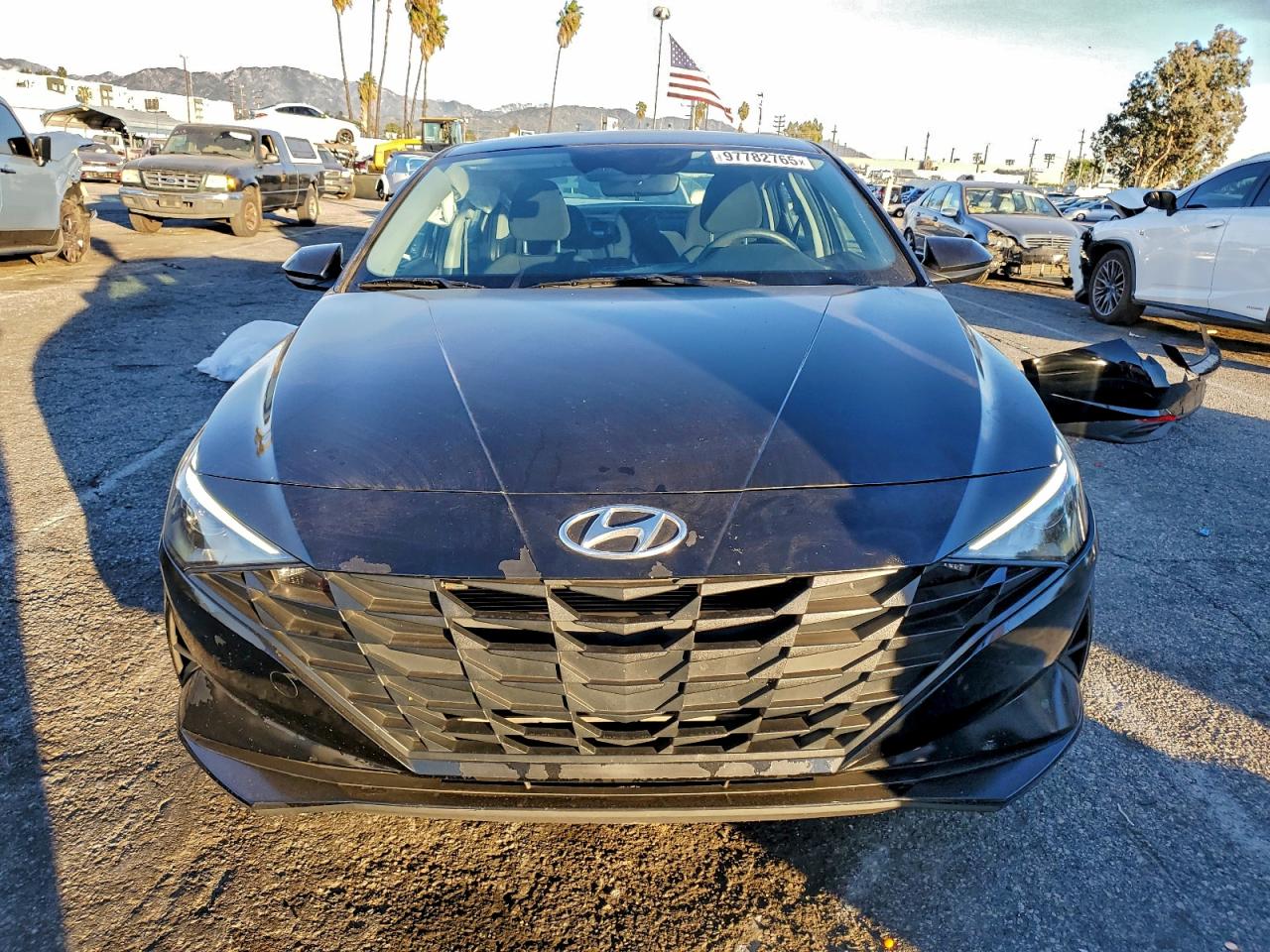 2023 HYUNDAI ELANTRA SEL photo 5