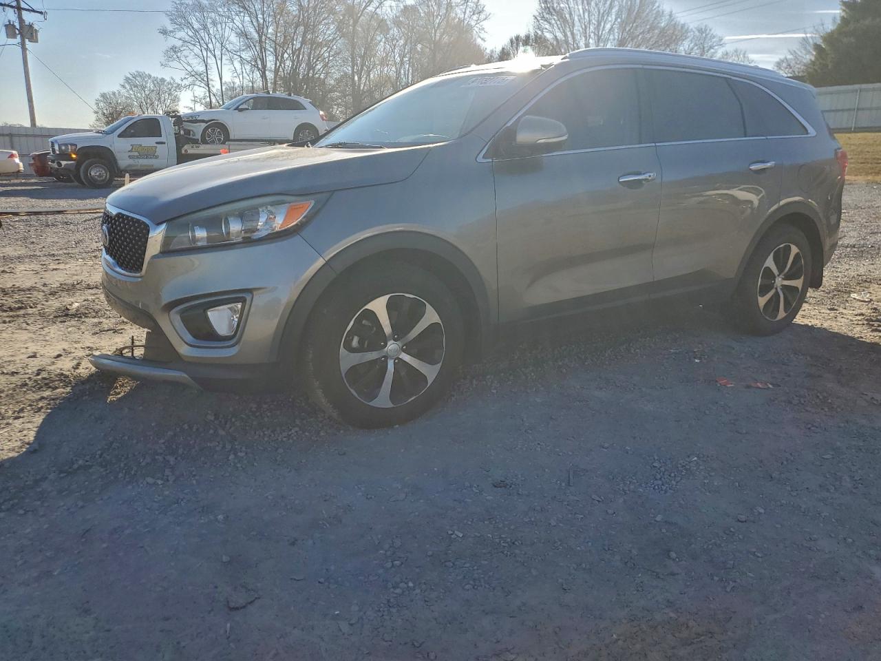 2016 KIA SORENTO