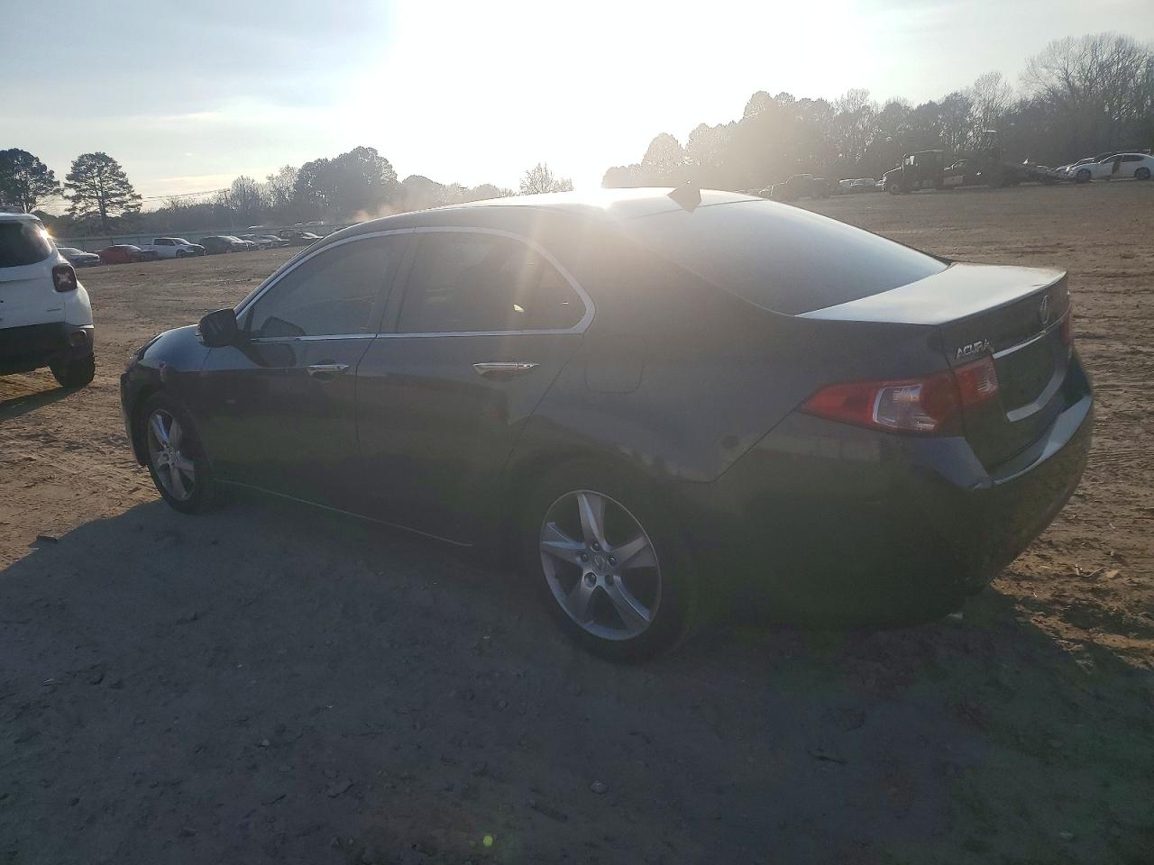 2011 ACURA TSX photo 2