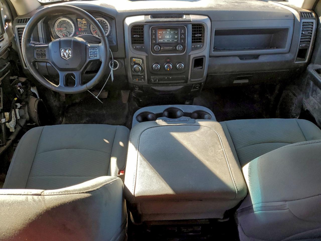 2018 RAM 1500 ST photo 8
