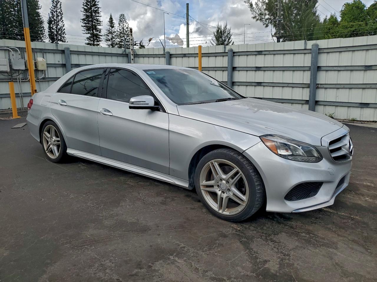 2014 MERCEDES-BENZ E 350 photo 7