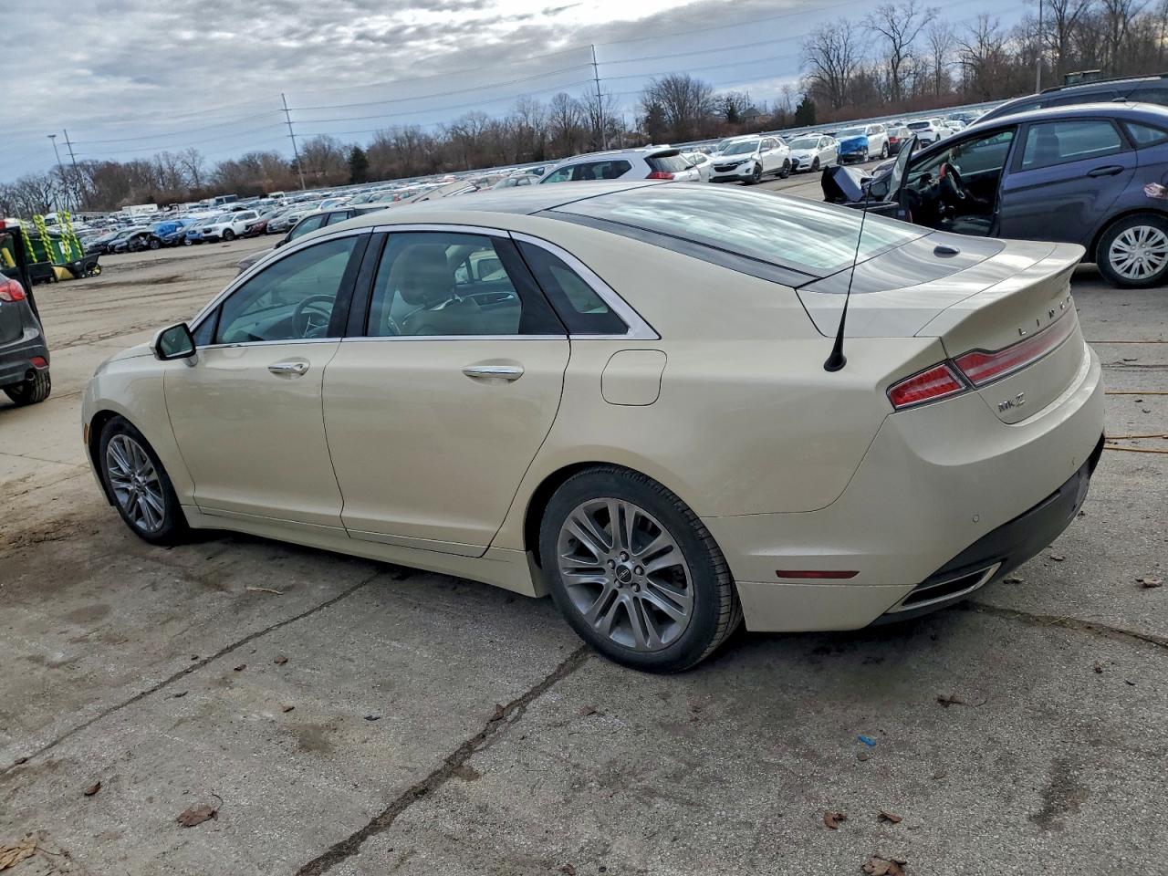 2014 LINCOLN MKZ photo 2
