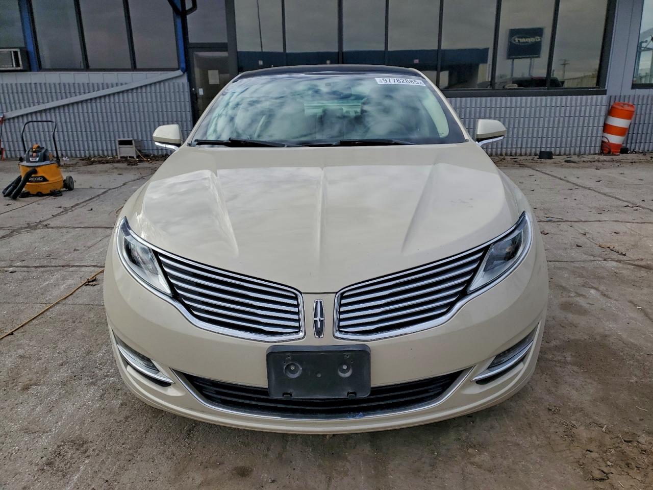 2014 LINCOLN MKZ photo 5