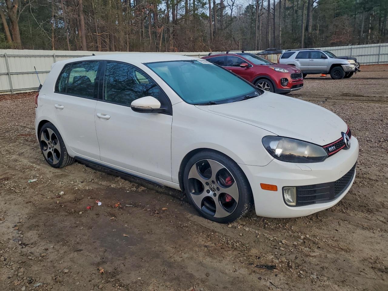 2012 VOLKSWAGEN GTI photo 4