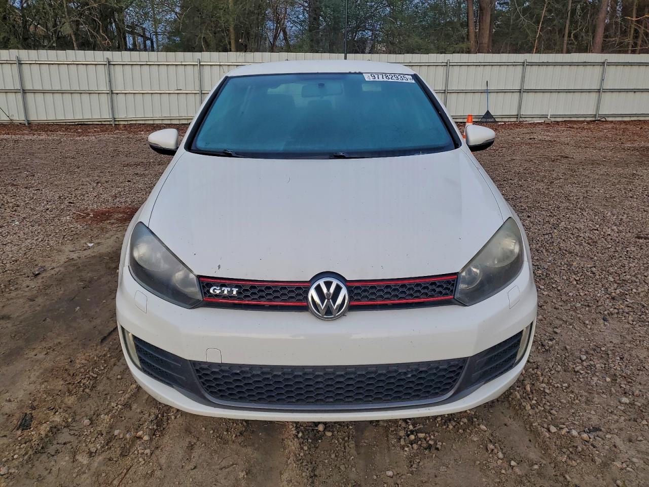 2012 VOLKSWAGEN GTI photo 5