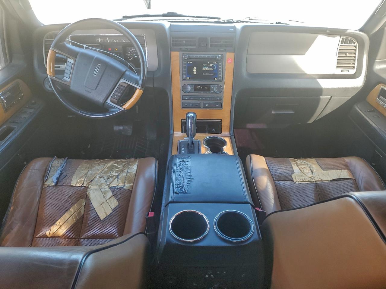 2012 LINCOLN NAVIGATOR L photo 22