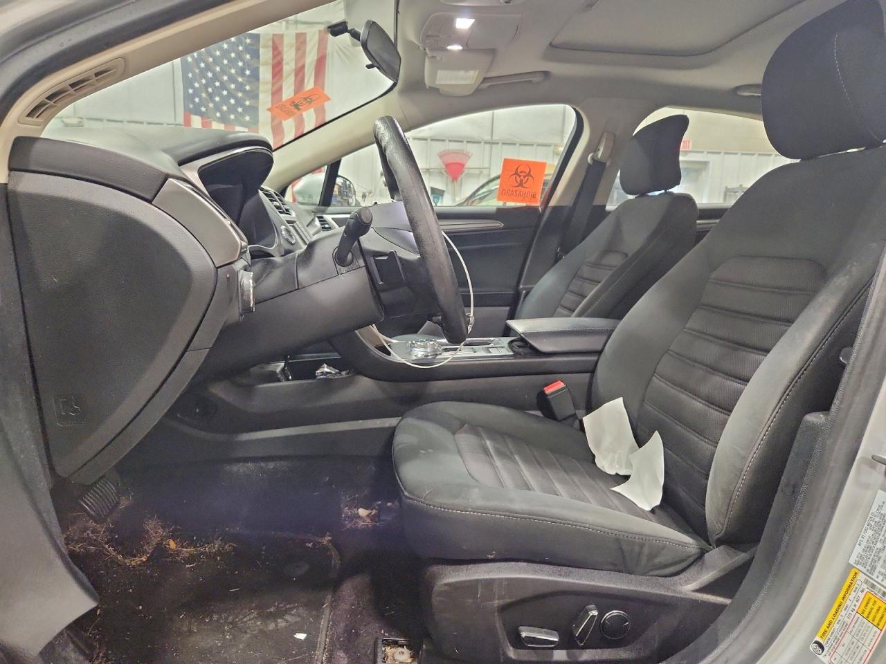 2017 FORD FUSION SE photo 7