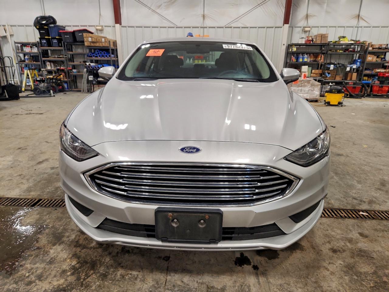 2017 FORD FUSION SE photo 5