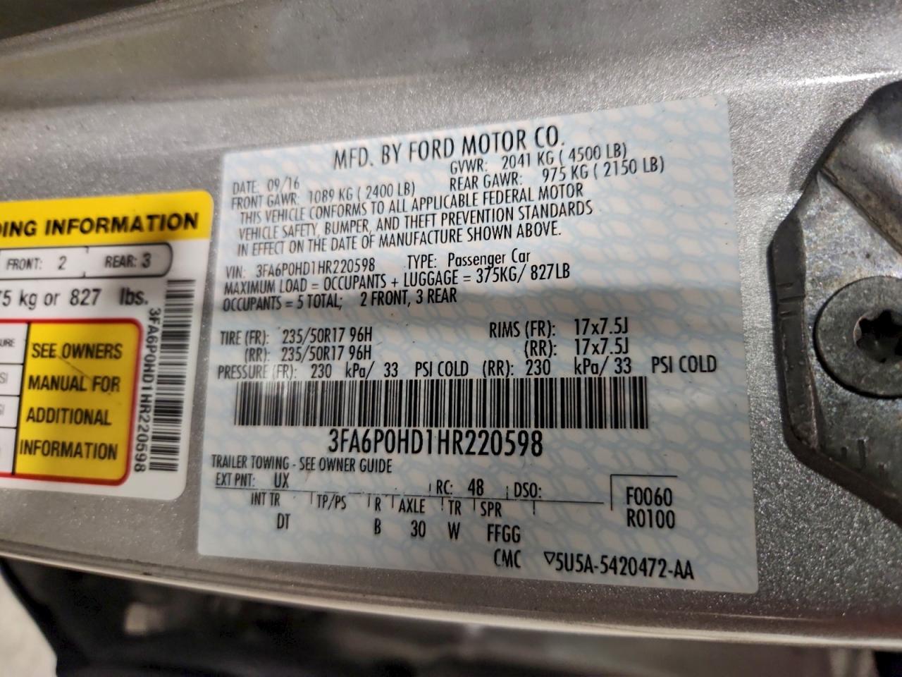 2017 FORD FUSION SE photo 12