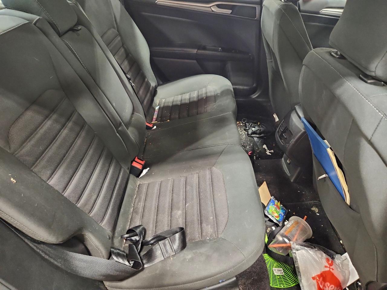 2017 FORD FUSION SE photo 10