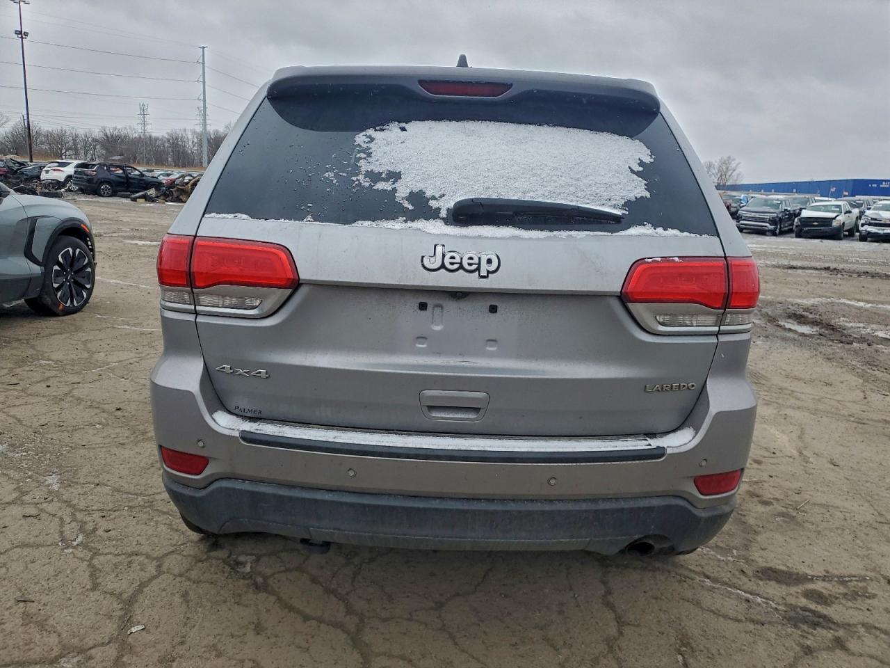 2018 JEEP GRAND CHEROKEE LAREDO photo 6