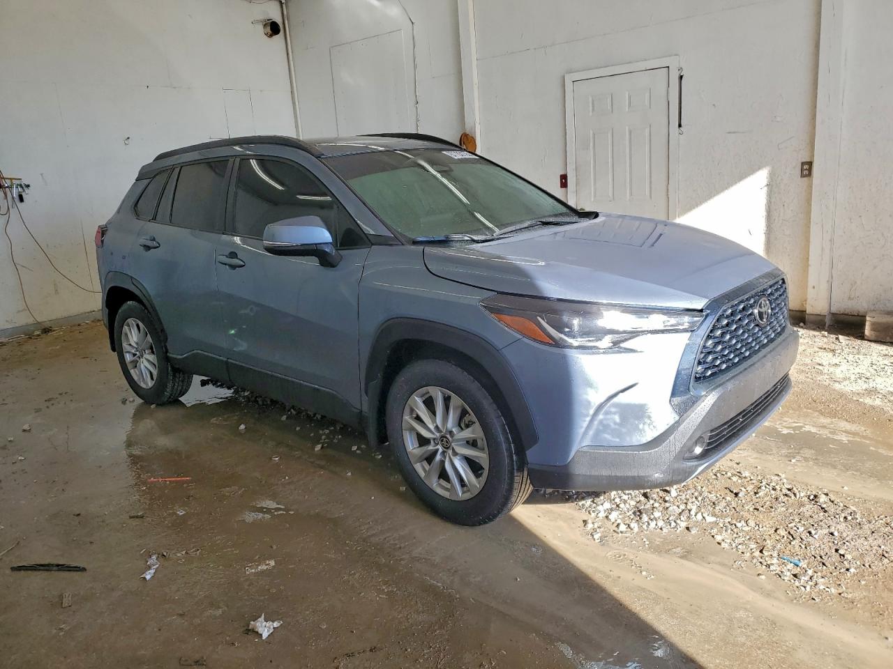 2024 TOYOTA COROLLA CROSS LE photo 4