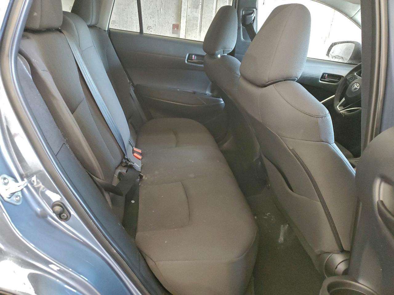 2024 TOYOTA COROLLA CROSS LE photo 11