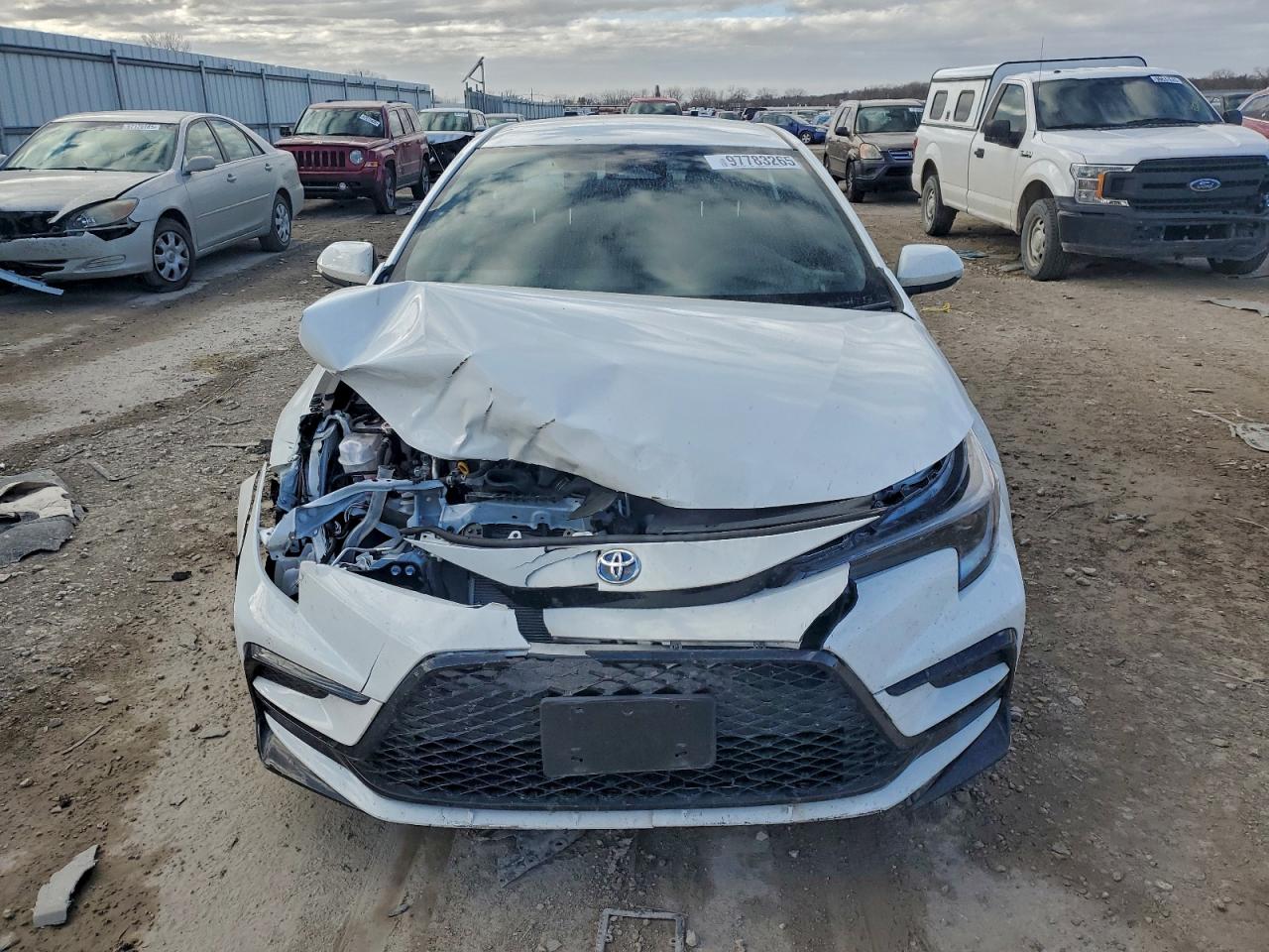 2024 TOYOTA COROLLA LE photo 5