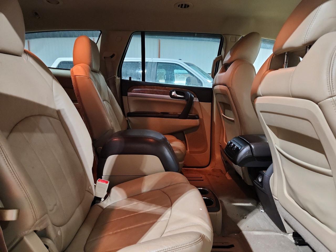 2011 BUICK ENCLAVE CXL photo 21