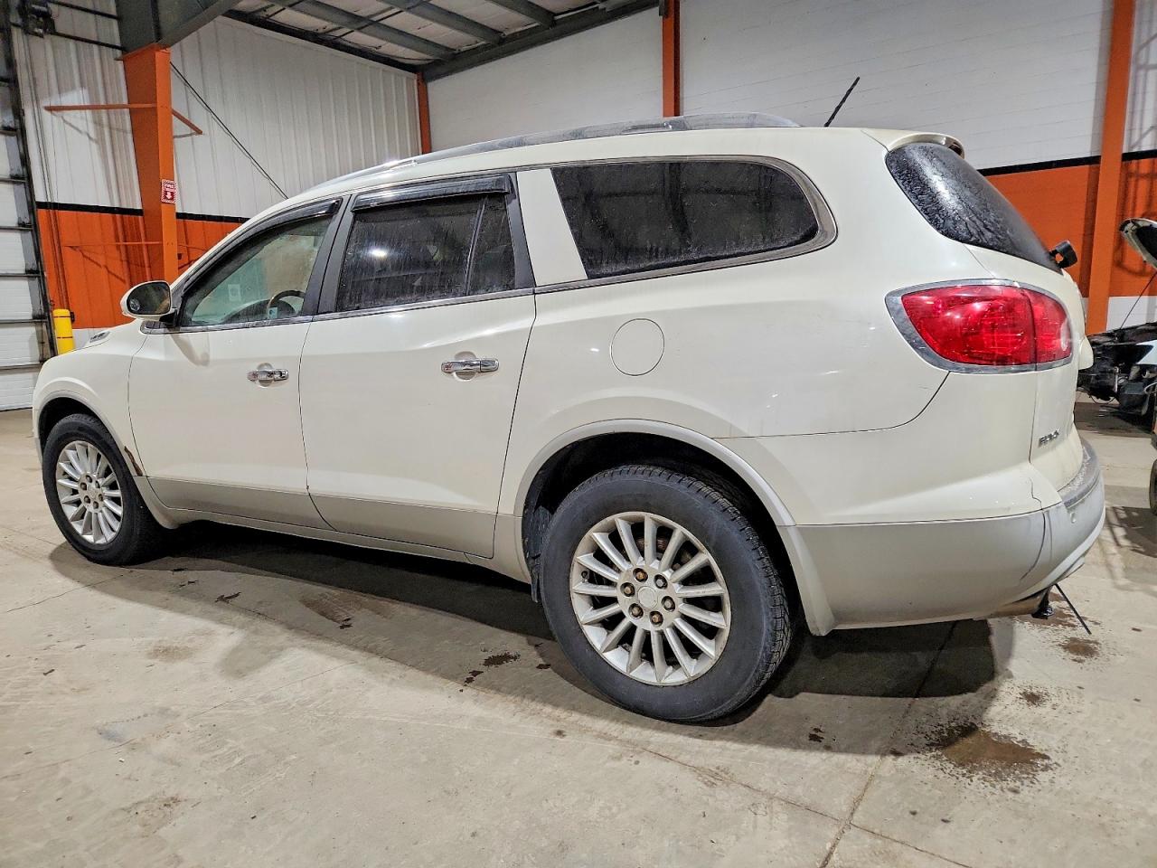 2011 BUICK ENCLAVE CXL photo 3