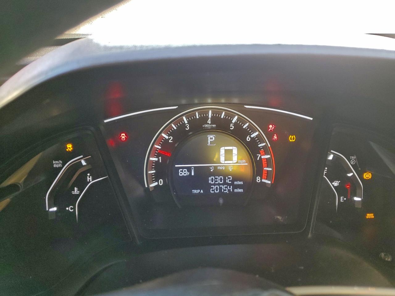 2017 HONDA CIVIC LX photo 9