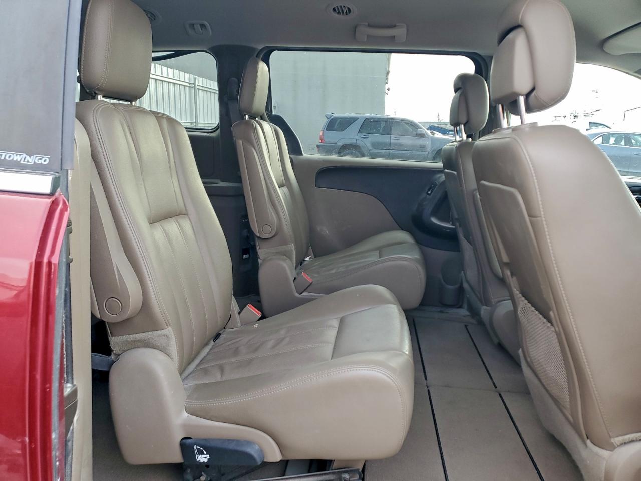 2012 CHRYSLER TOWN & COUNTRY TOURING photo 31