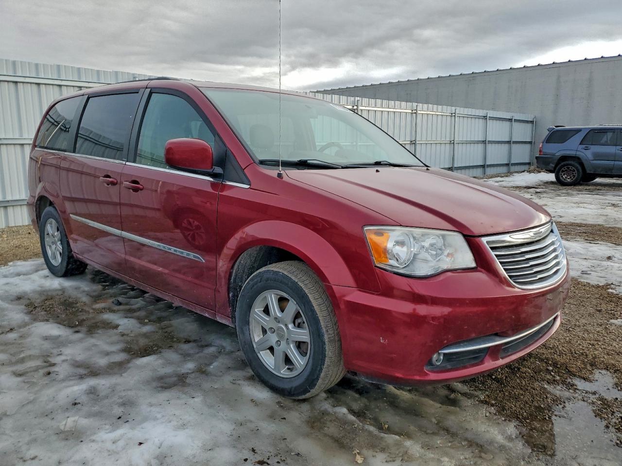 2012 CHRYSLER TOWN & COUNTRY TOURING photo 10
