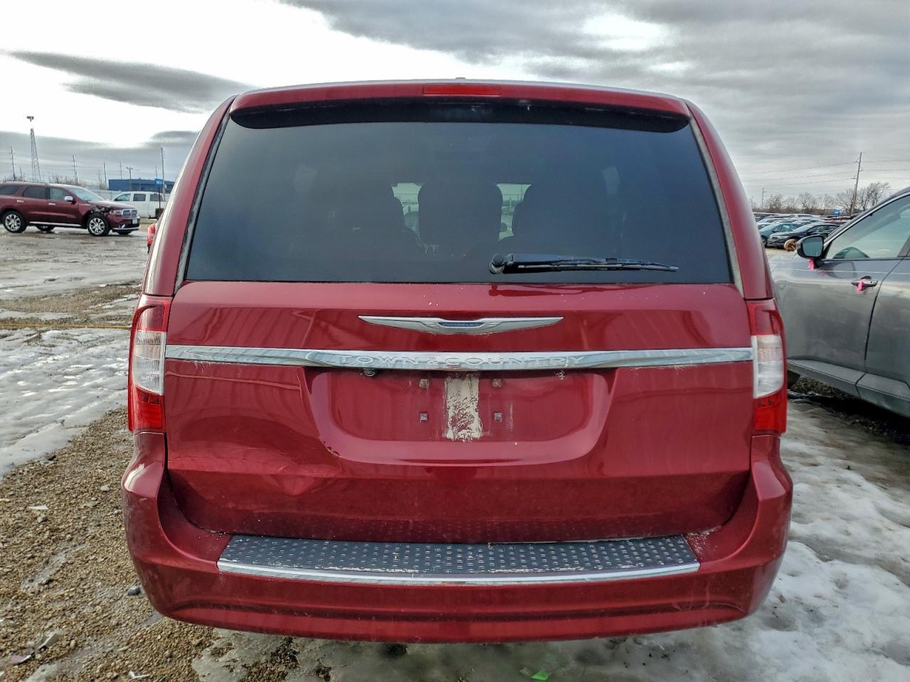 2012 CHRYSLER TOWN & COUNTRY TOURING photo 16