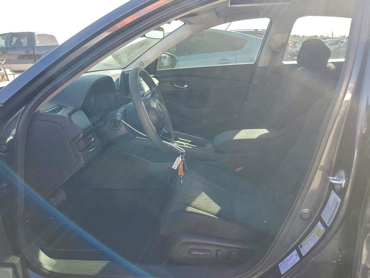 2025 HONDA ACCORD SE photo 13