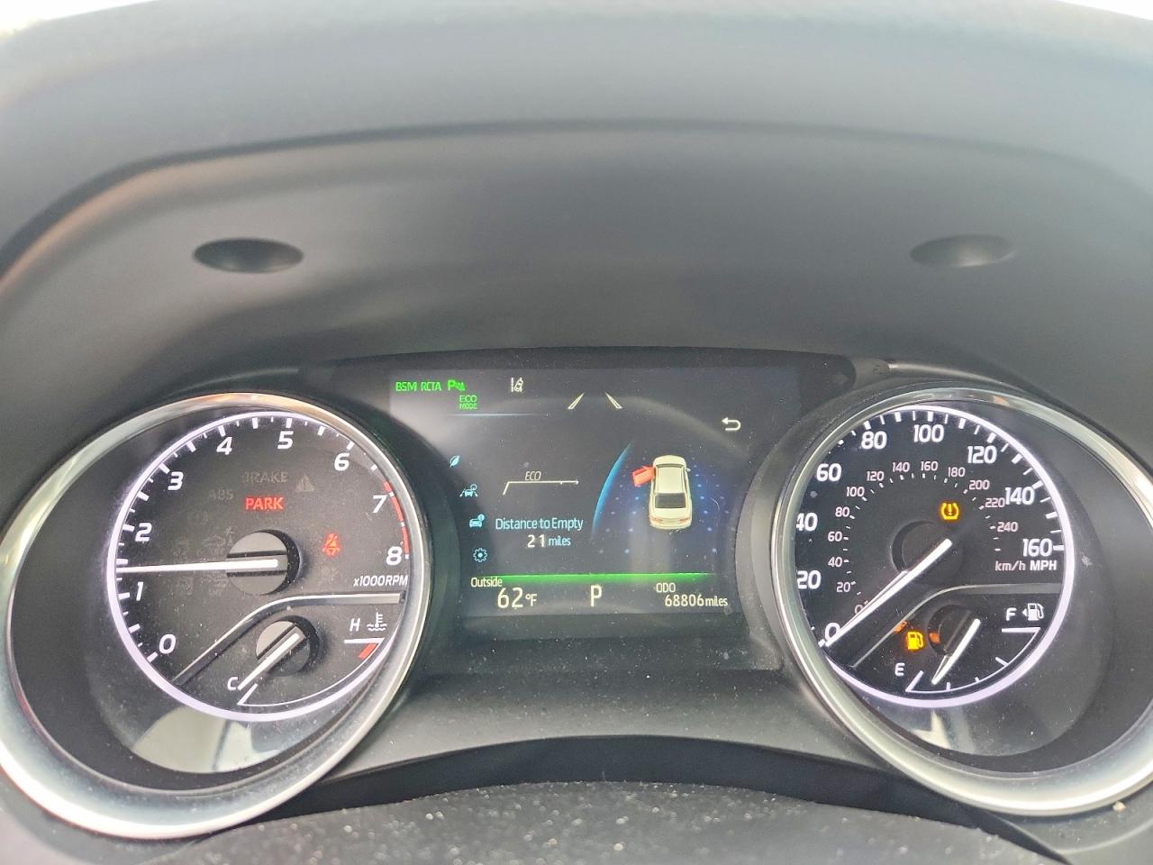 2018 TOYOTA CAMRY L photo 17