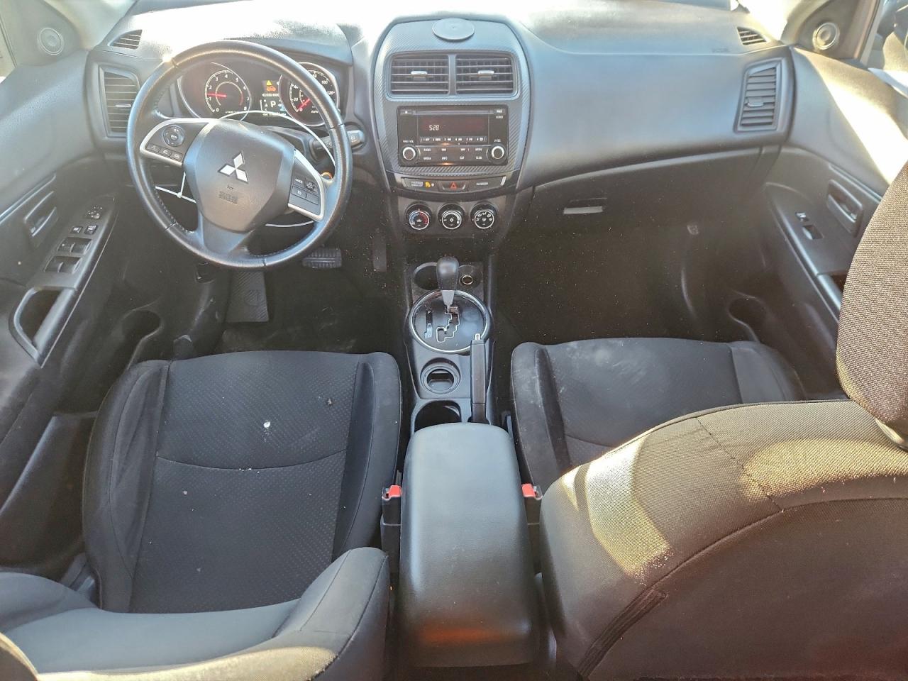 2015 MITSUBISHI OUTLANDER SPORT ES photo 8