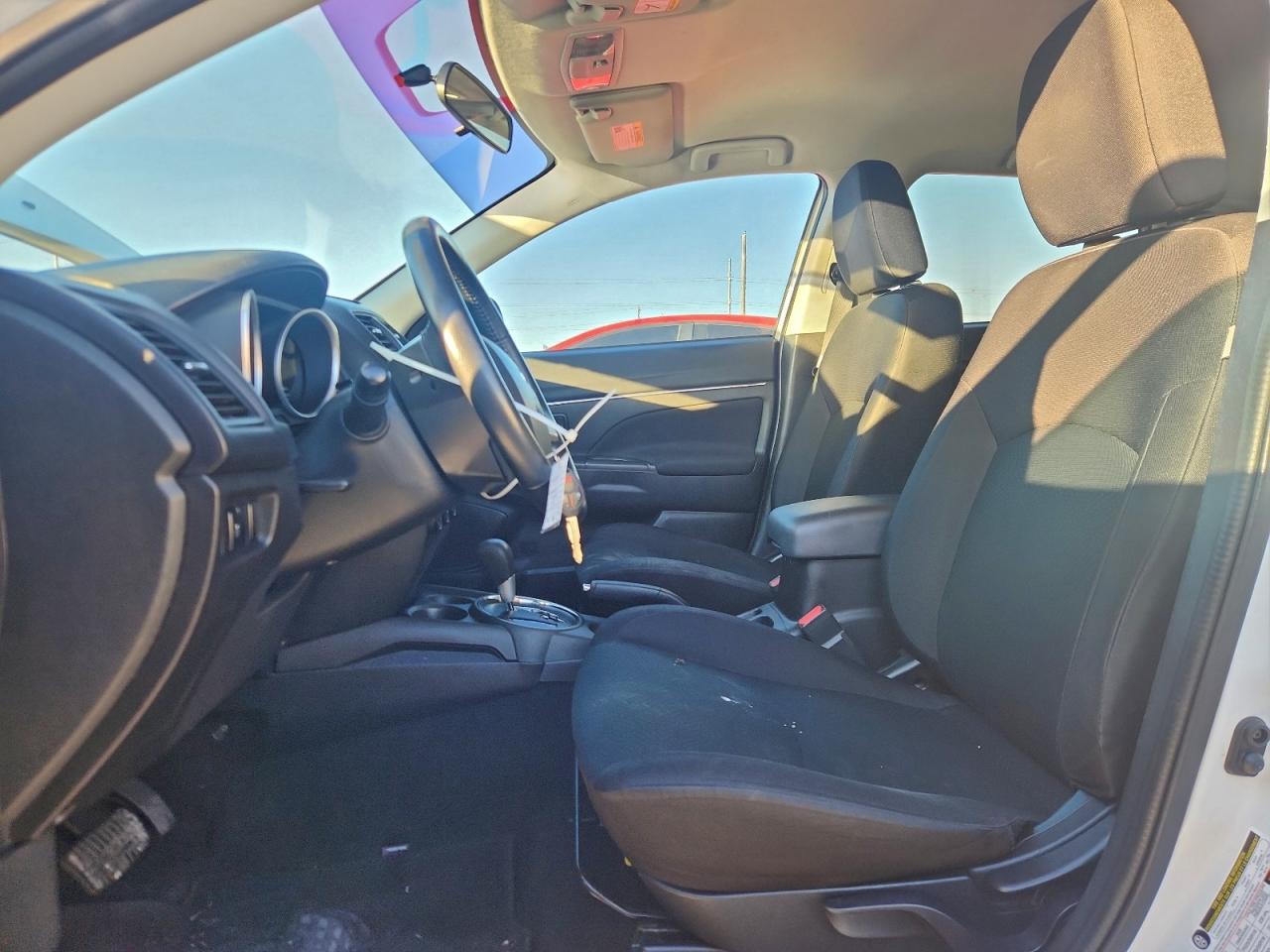 2015 MITSUBISHI OUTLANDER SPORT ES photo 7