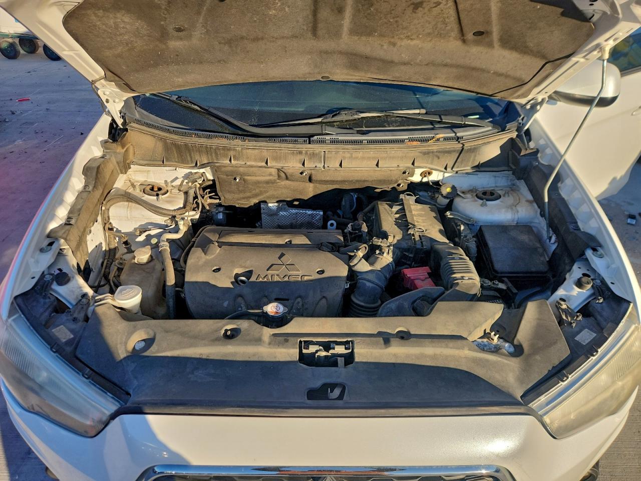 2015 MITSUBISHI OUTLANDER SPORT ES photo 12