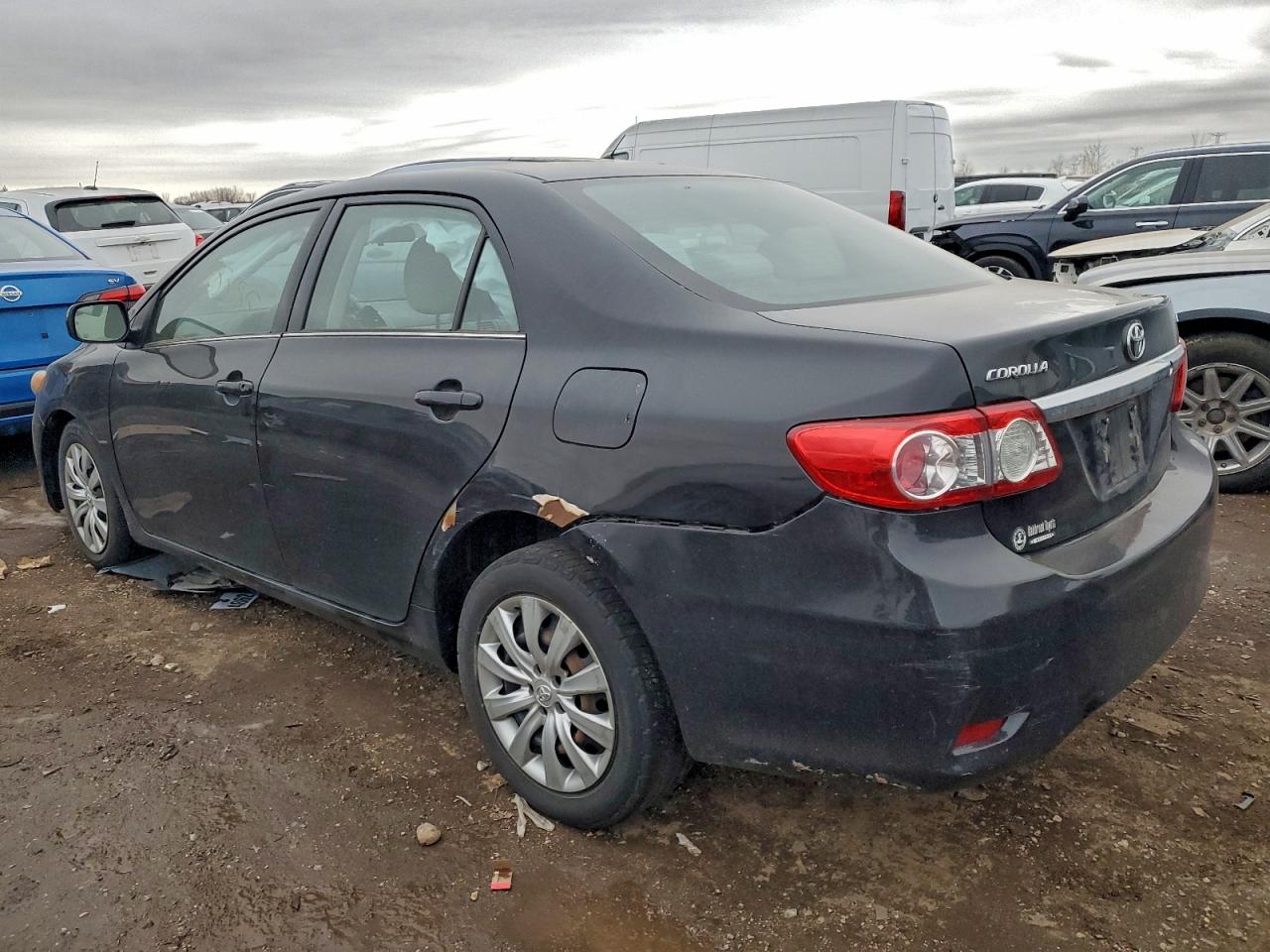 2013 TOYOTA COROLLA BASE photo 2