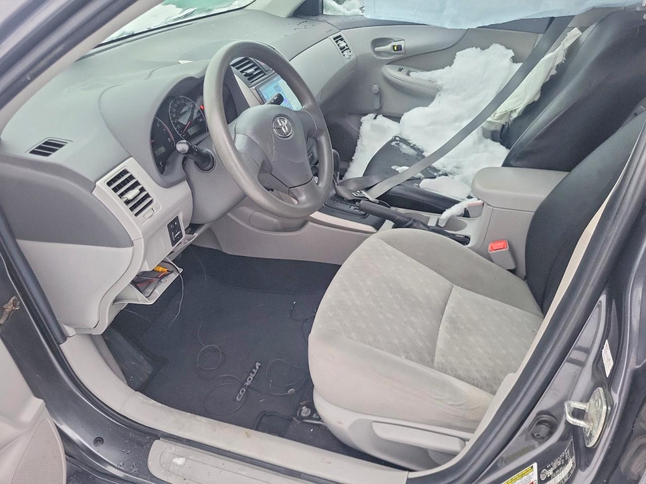 2010 TOYOTA COROLLA BASE photo 7