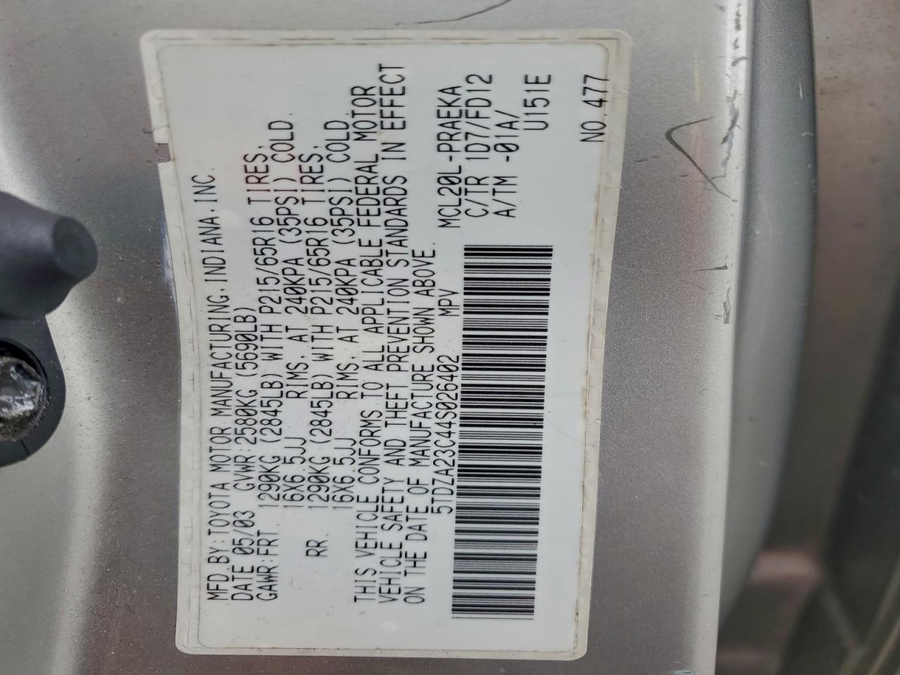 2004 TOYOTA SIENNA photo 14
