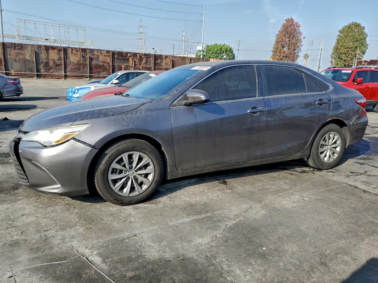2015 TOYOTA CAMRY