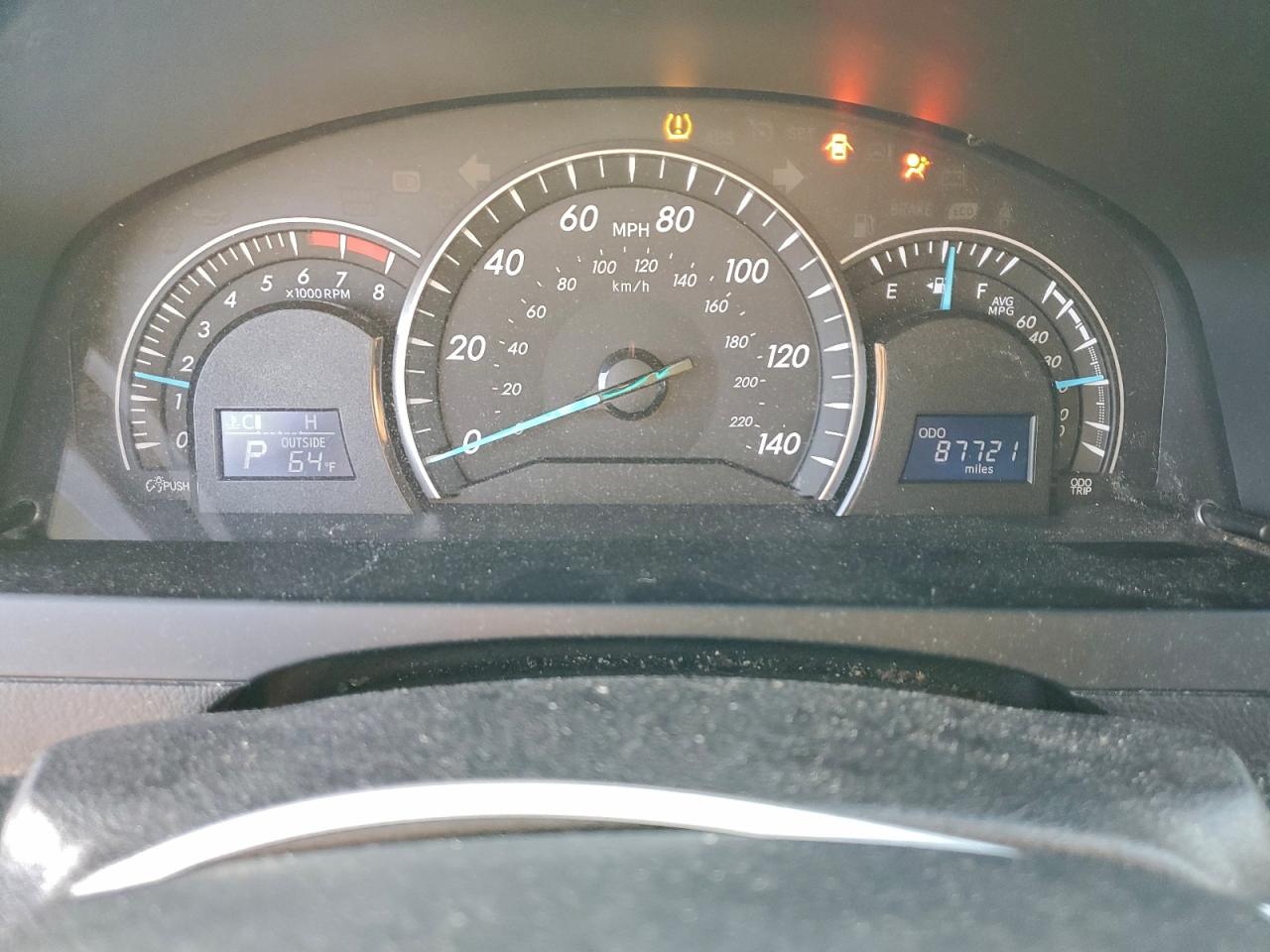 2015 TOYOTA CAMRY LE photo 9