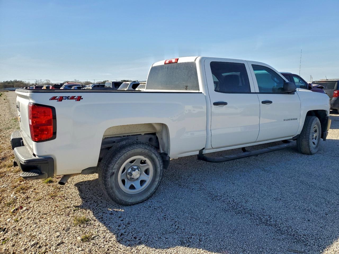 2018 CHEVROLET SILVERADO K1500 photo 3