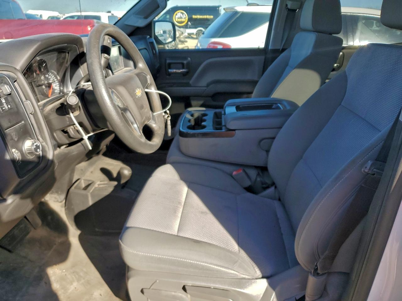 2018 CHEVROLET SILVERADO K1500 photo 7