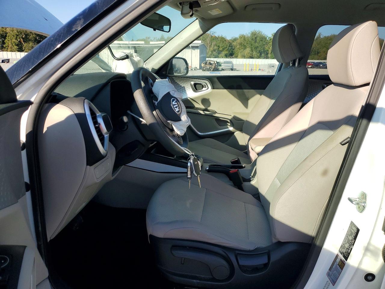 2020 KIA SOUL LX photo 7