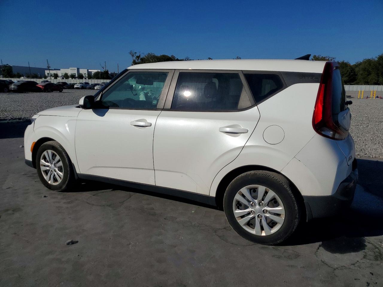 2020 KIA SOUL LX photo 2