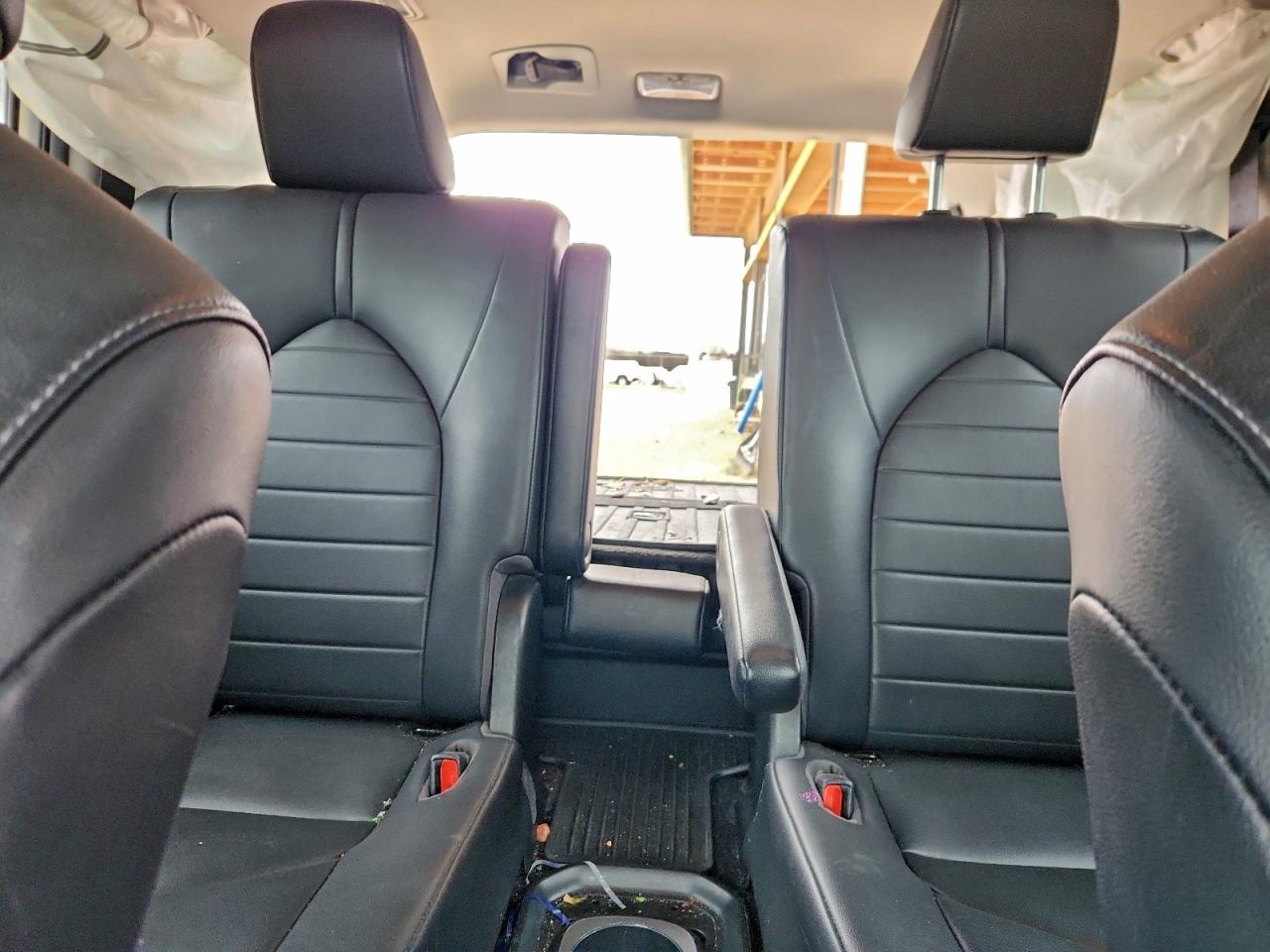 2020 TOYOTA HIGHLANDER XLE photo 10