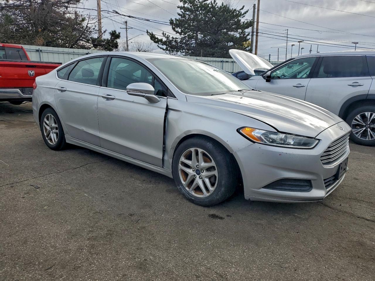 2016 FORD FUSION SE photo 4