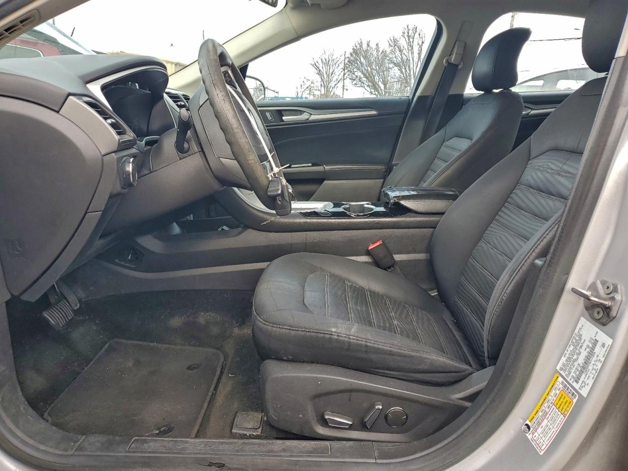2016 FORD FUSION SE photo 7