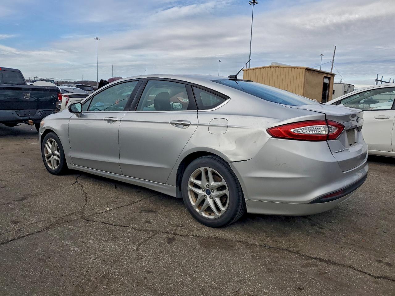 2016 FORD FUSION SE photo 2